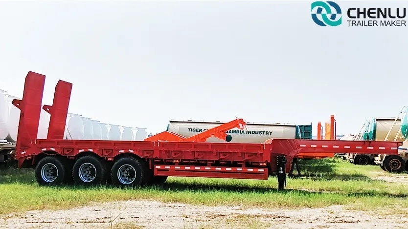 3-axle low-bed semi-trailers 